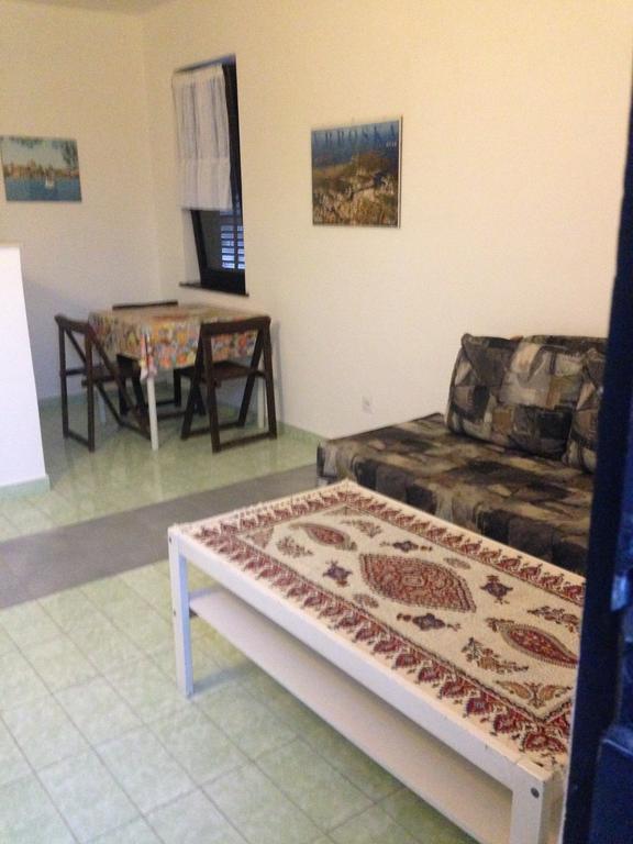 Guest House Alek Врбоска Стая снимка
